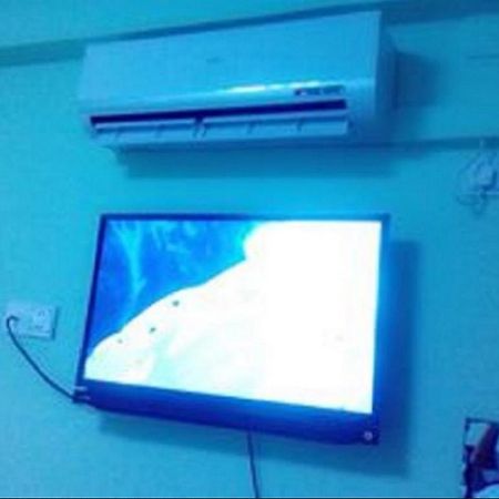 Hotel Bo Bo Min Γιανγκόν Εξωτερικό φωτογραφία