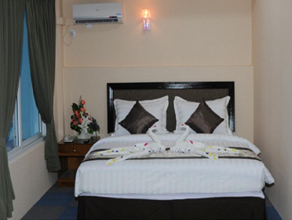 Hotel Bo Bo Min Γιανγκόν Εξωτερικό φωτογραφία