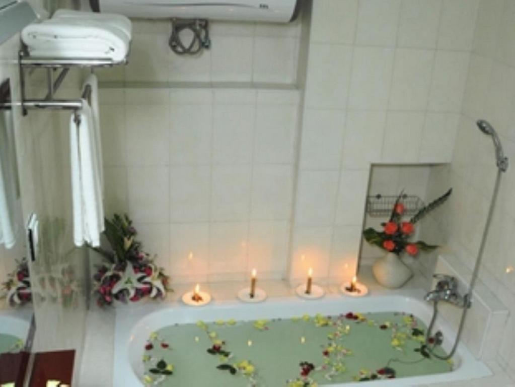 Hotel Bo Bo Min Γιανγκόν Εξωτερικό φωτογραφία