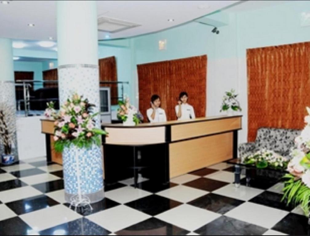 Hotel Bo Bo Min Γιανγκόν Εξωτερικό φωτογραφία